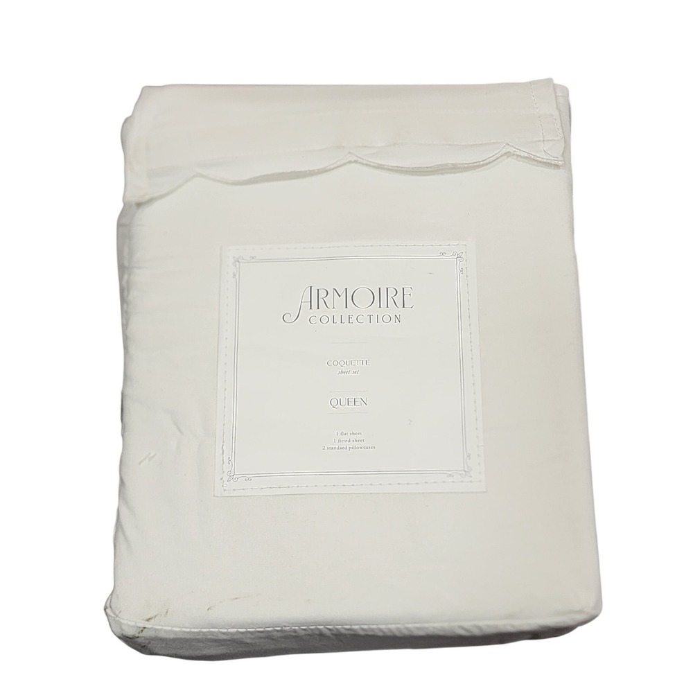 Armoire Collection Coquette Queen Sheet Set‎ White Scalloped Edge Detail 4pc